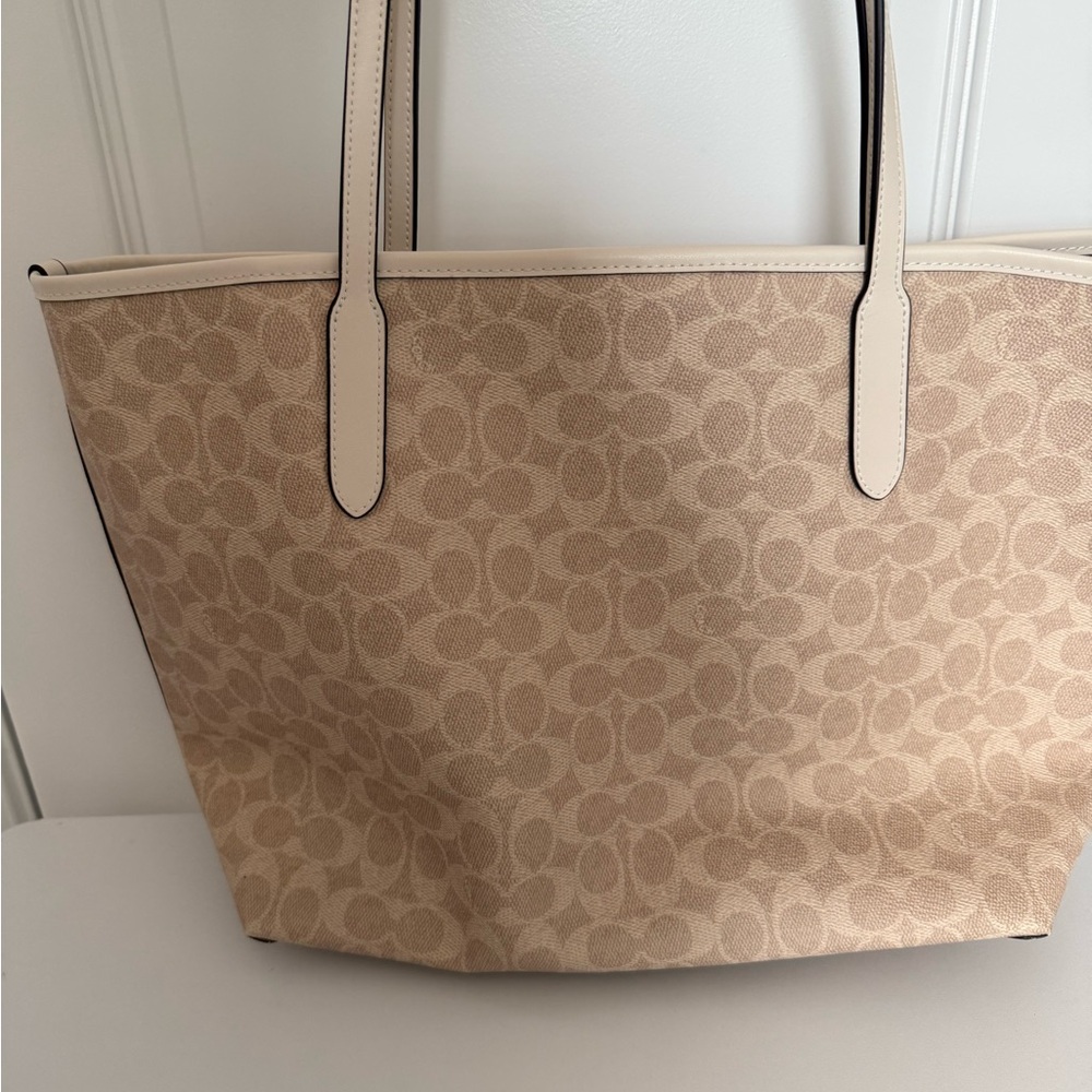 Coach Khaki & Chalk Signature Canvas Tote - Picture 9 of 10